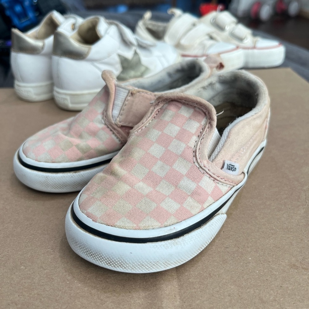 Vans Slip-On V Skate Shoe - Baby
Toddler checkered powder pink/white